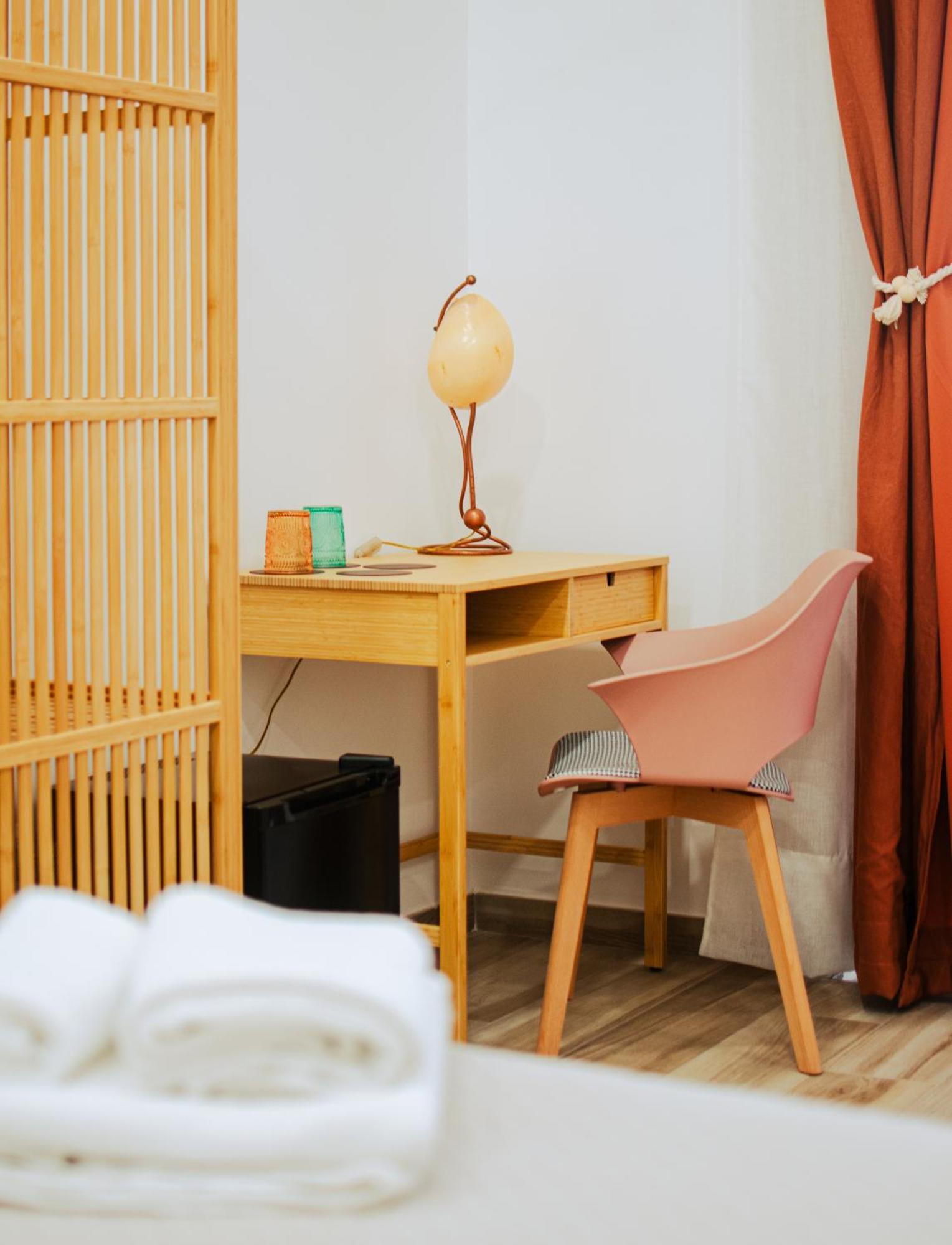 B&B Lara'S Home By I Borbone Napoli Esterno foto