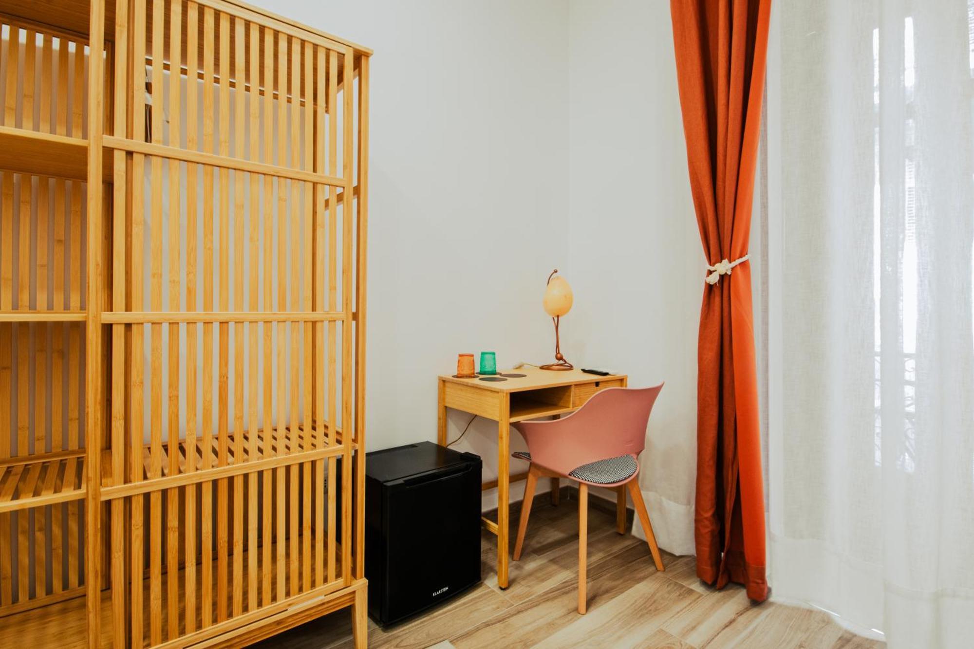 B&B Lara'S Home By I Borbone Napoli Esterno foto