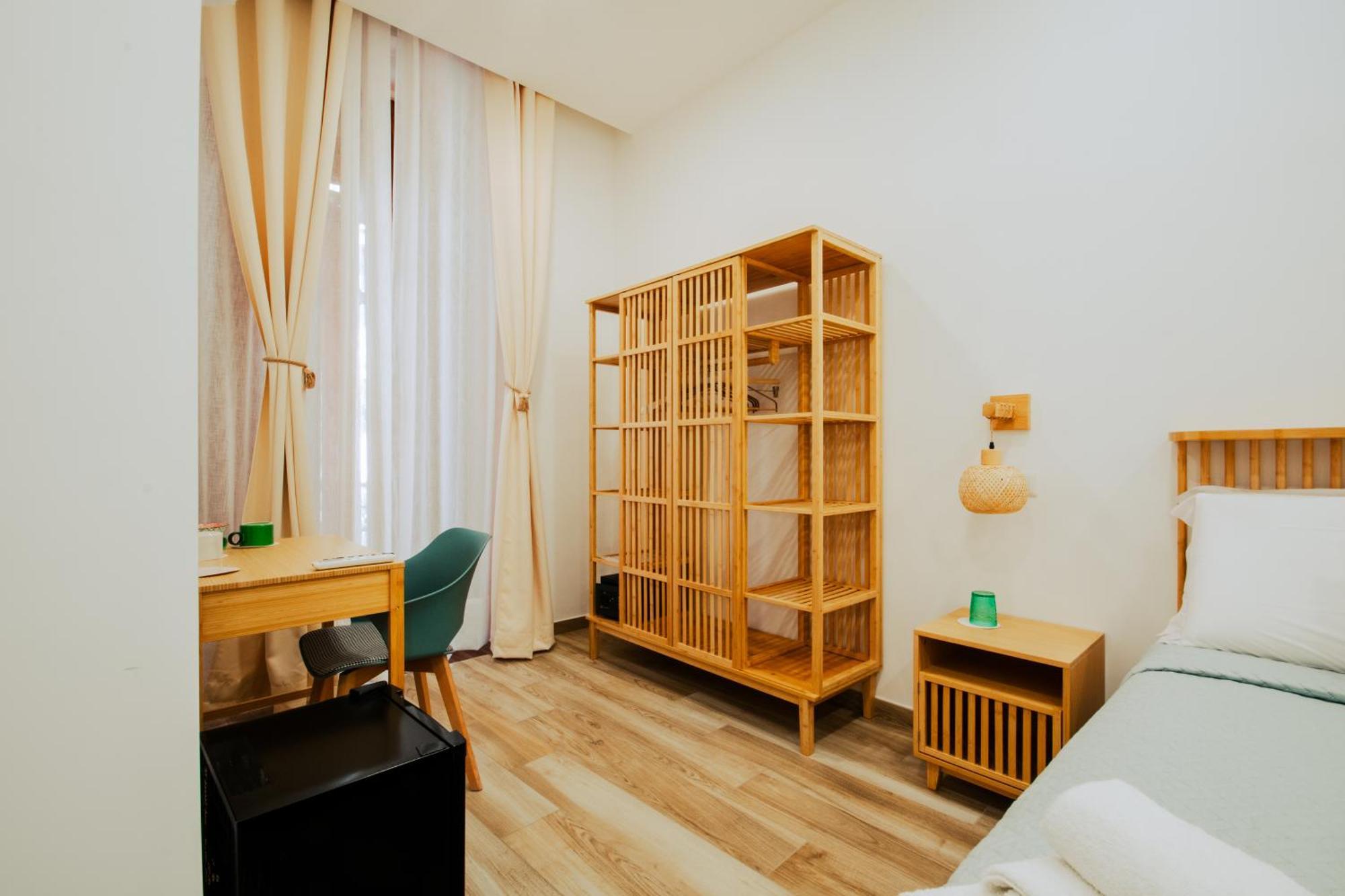 B&B Lara'S Home By I Borbone Napoli Esterno foto
