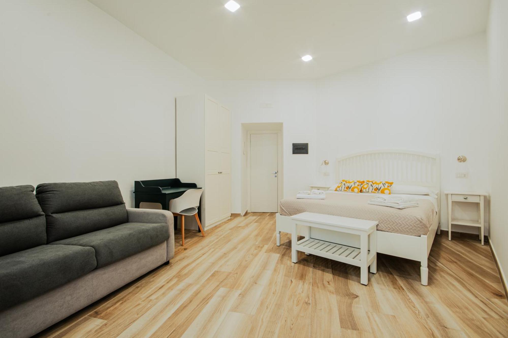 B&B Lara'S Home By I Borbone Napoli Esterno foto